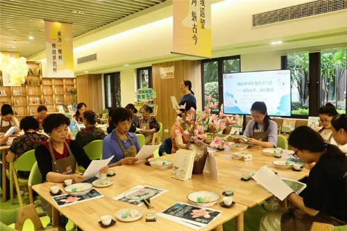 “一老一小”守护“朝夕美好”AG旗舰厅网站江苏无锡：聚焦